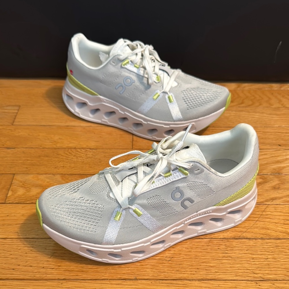 On CloudEclipse White/Green Women’s 9